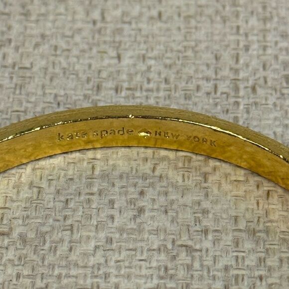 Kate Spade Navy Blue & Gold Enamel Take A Bow Bangle Bracelet - Picture 3 of 3